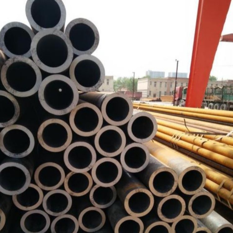 管線(xiàn)鋼管庫(kù)存